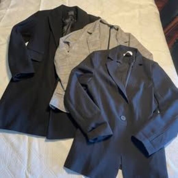 bundle of 3 office casual women's small blazers - Picture 1 of 6